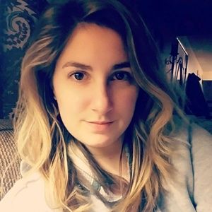 Meet your Posher, Hannah